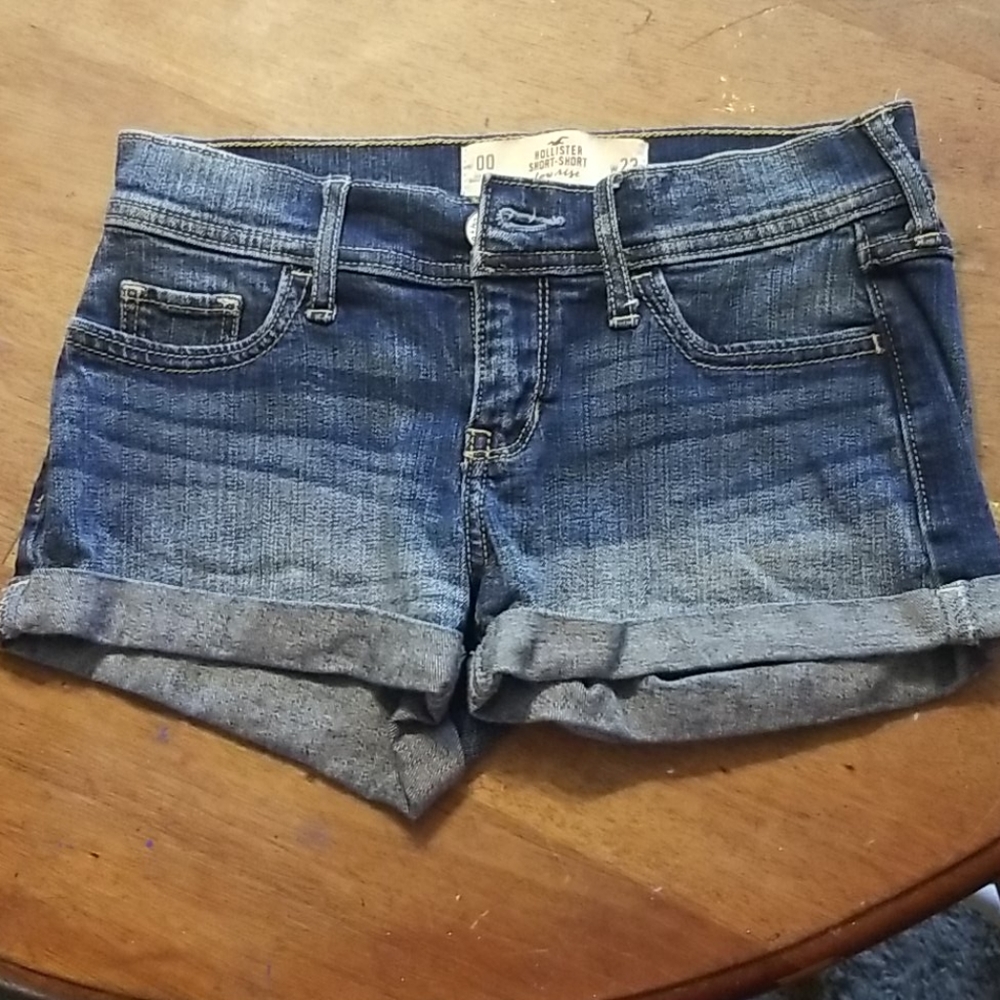 Hollister shorts